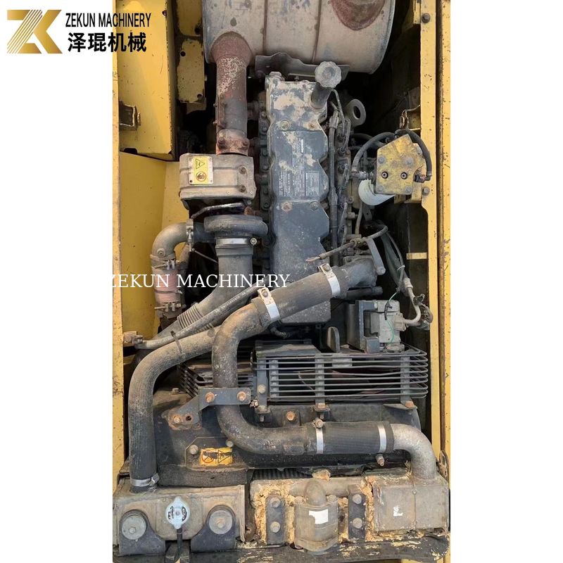 Used Komatsu 200 Excavator In Secondhand PC200-6 Digger Operating Weight 20.15ton