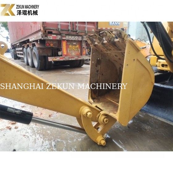4 Ton Used CAT 304 Excavator with Enclosed Cabin and Original Hydraulic Cylinder