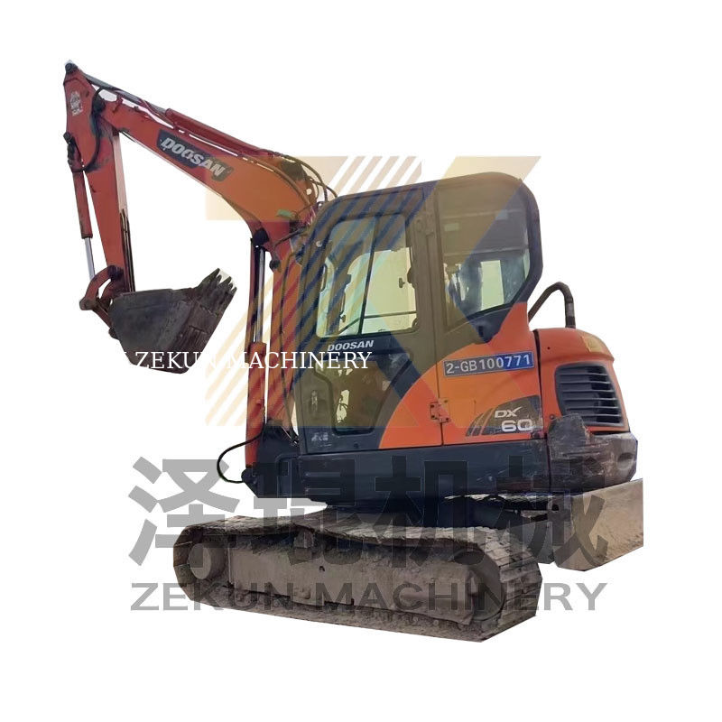 2015 Used Doosan DH60-7 Excavator in Good Condition Good 5500 KG Machine Weight