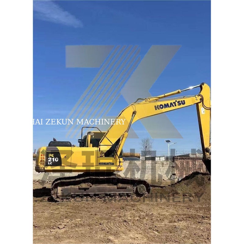 Komatsu PC210-8 PC210-8M0 21 Ton Excavator in Shanghai with 4001-6000 Working Hours