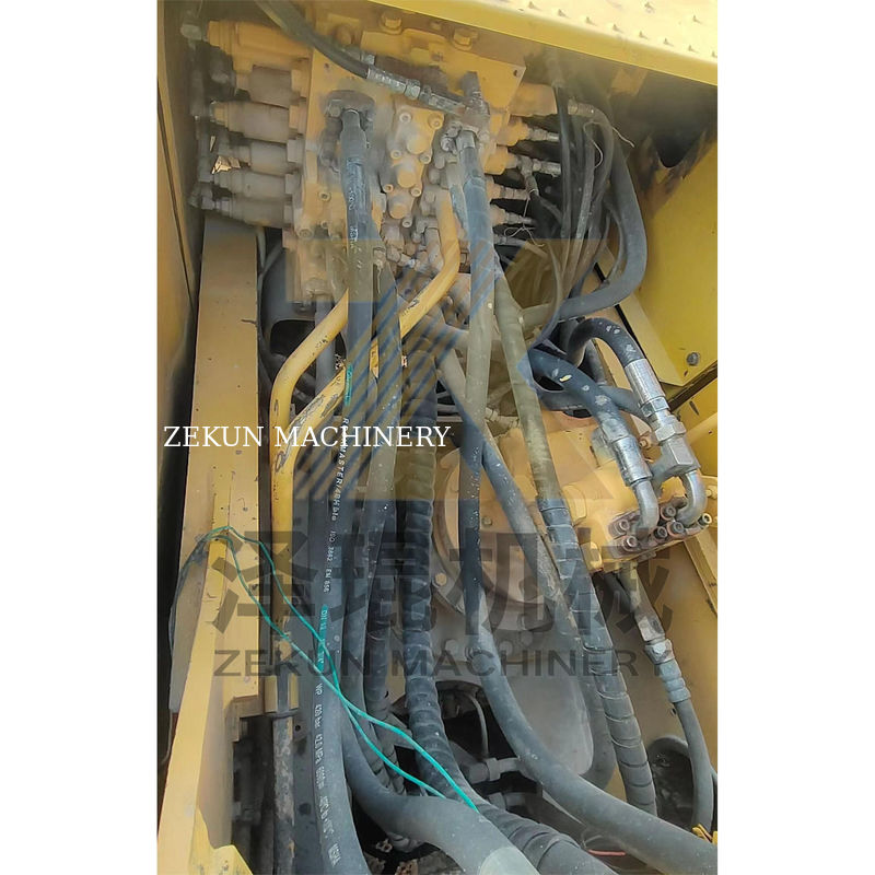 Komatsu PC200-7 PC200-8N1 Crawler Excavator Digger with 110KW Engine in Shanghai