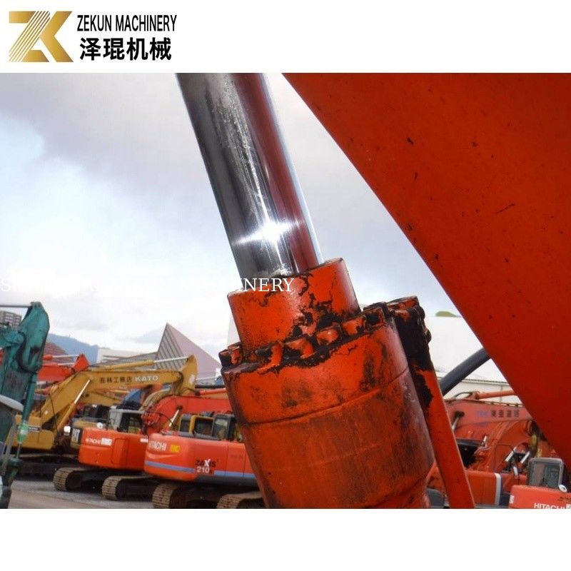 20 Ton Excavator Hitachi Zaxis 200 Used for Digging Projects Machine Weight 19800 KG