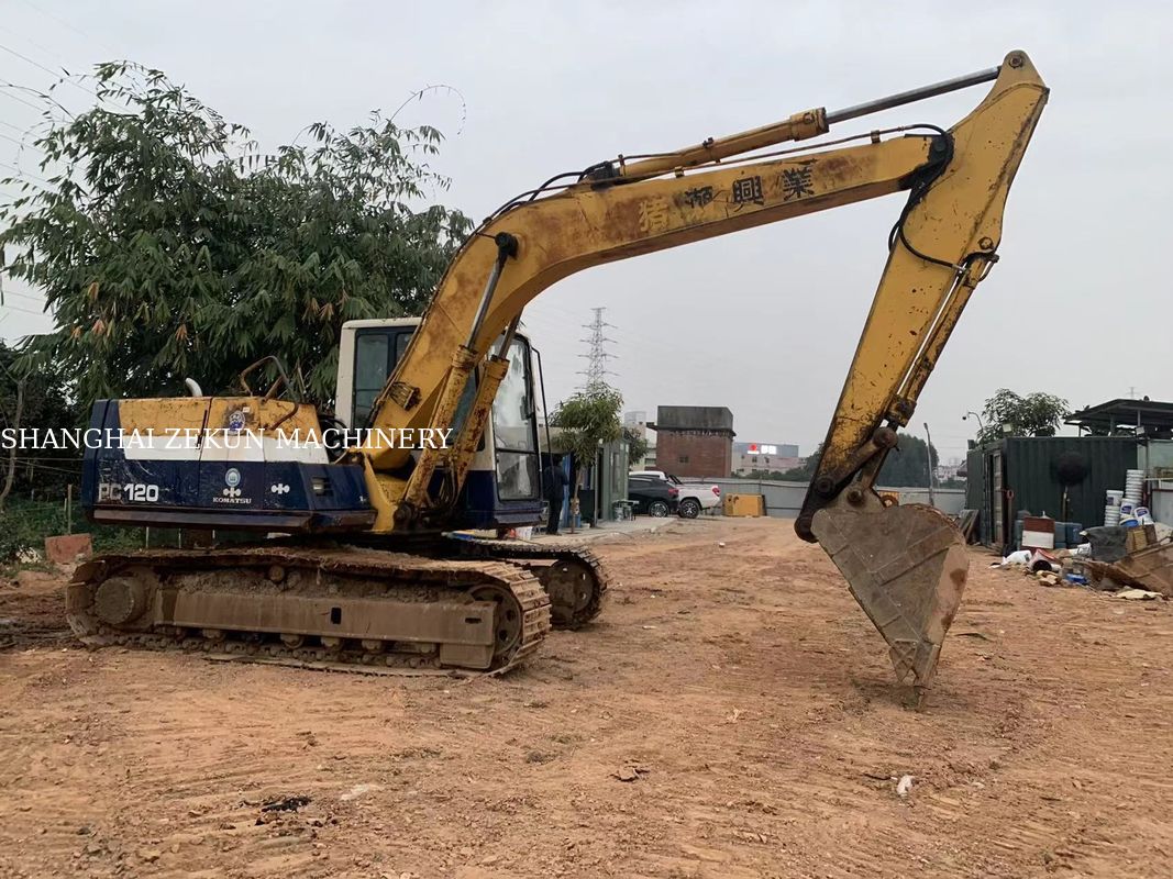 KOMATSU PC120-5 PC120 Excavator with 64KW Power and 2000 Year in Japan at Affordable