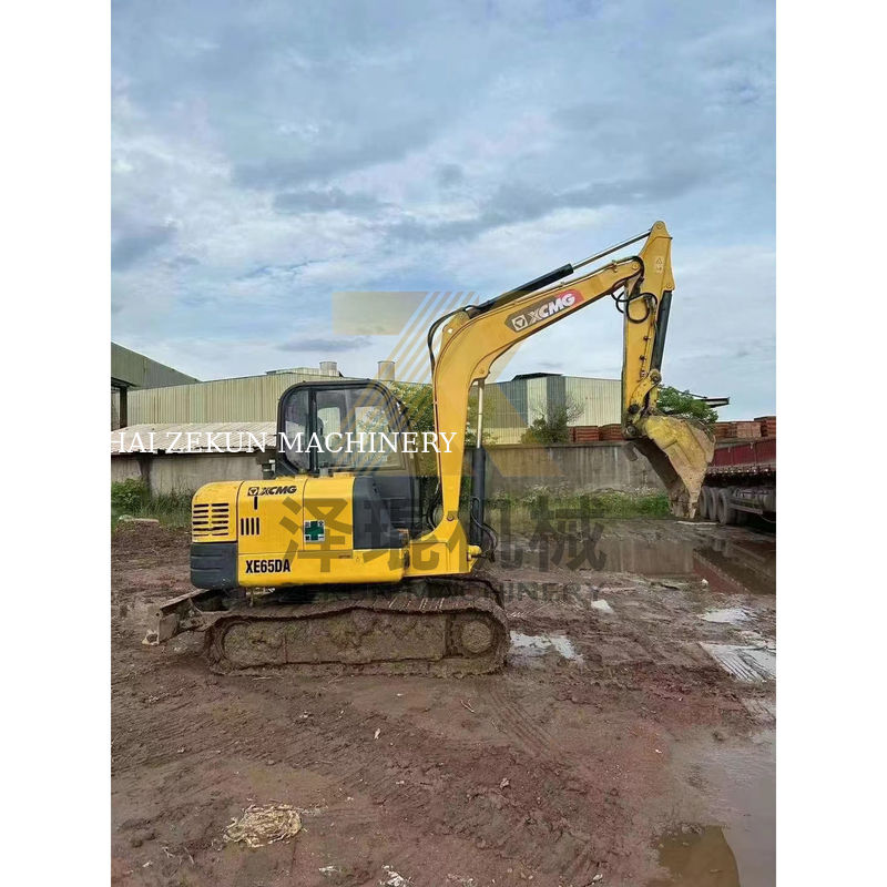 36.2KW XE65DA XE65 CMG 6.5 Ton Excavator for Landscaping Projects
