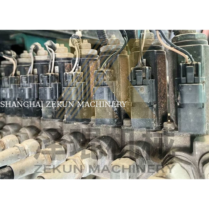 Other Hydraulic Pump Used Kobelco SK200-8 Excavator and 20000 KG Machine Weight