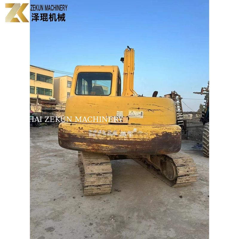 Used Japan Komatsu PC60-7 6Ton Moving Type Crawler Excavator
