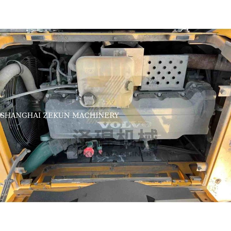 Second-Hand Volvo Ec480dl Excavator with 4600 Working Hours and Other Hydraulic Cylinder