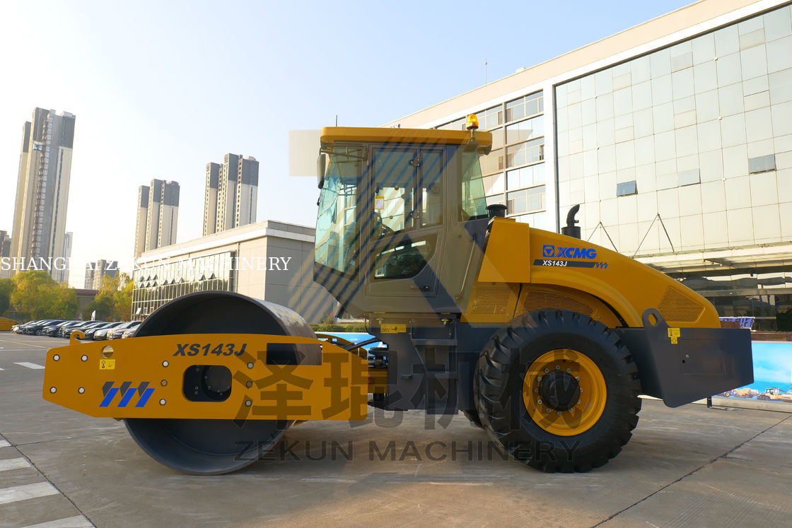 14ton XCMG XS143J Single Drum Vibratory Roller China Stage II