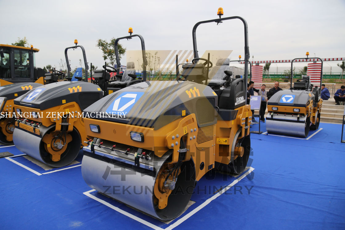 4ton XCMG XMR403 Lightweight Vibratory Roller China Stage III