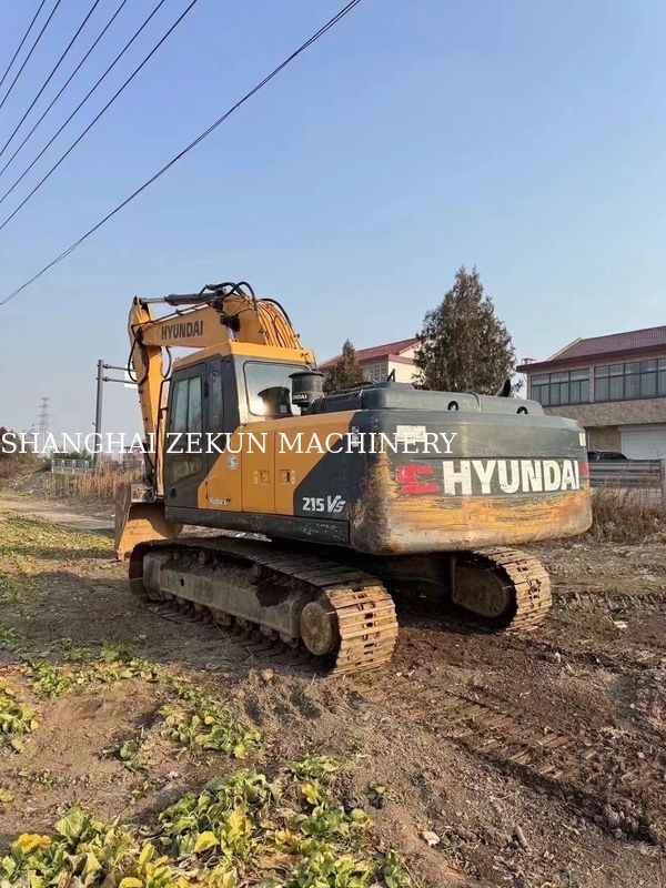 2018 R215VS Excavator 3 800 Working Hours Perfect For Heavy Duty Jobs