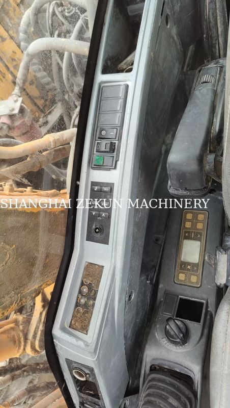 2015 Hyundai R150-9 Excavator With Hammer And 5 300 Working Hours Boost Productivity