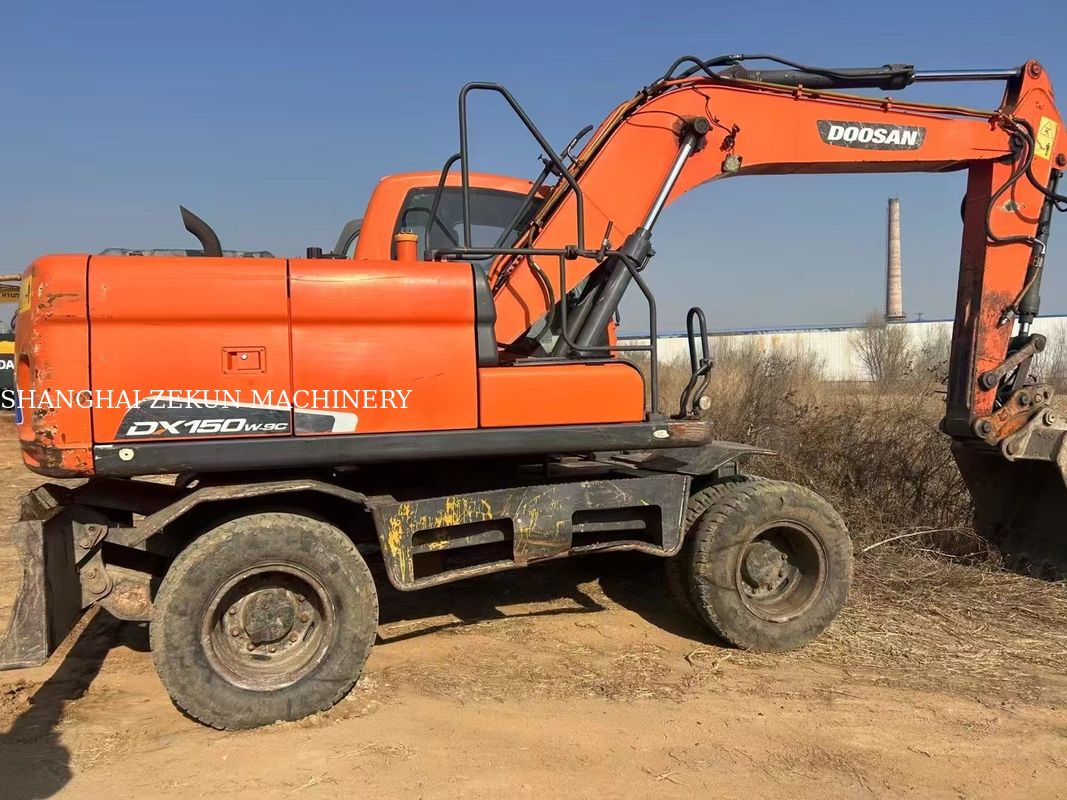 Doosan DX150W-9C Excavator 15-Ton Wheel Type For Sale