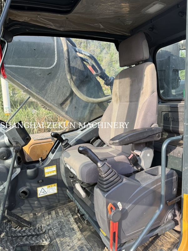 2020 Hyundai R505VS 50 Ton Heavy-Duty Excavator For Heavy-Duty Projects