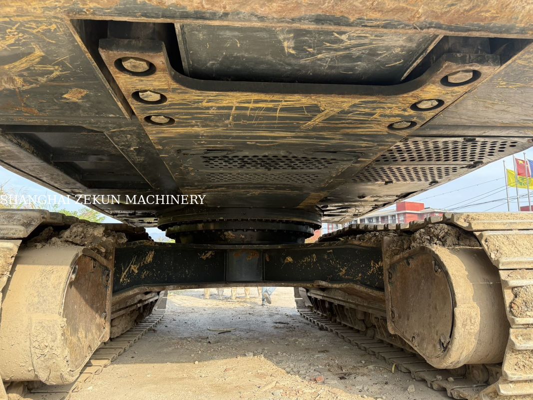 2020 Hyundai R505VS 50 Ton Heavy-Duty Excavator For Heavy-Duty Projects