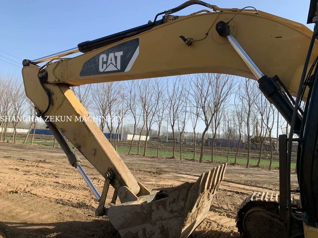 2020 Cat 320D2L Excavator 21 Ton Unit 5238 Hours For Heavy Duty Projects