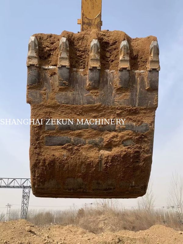 Versatile 2020 Cat 323D2 Excavator 23 Ton 4877 Hours For Various Applications