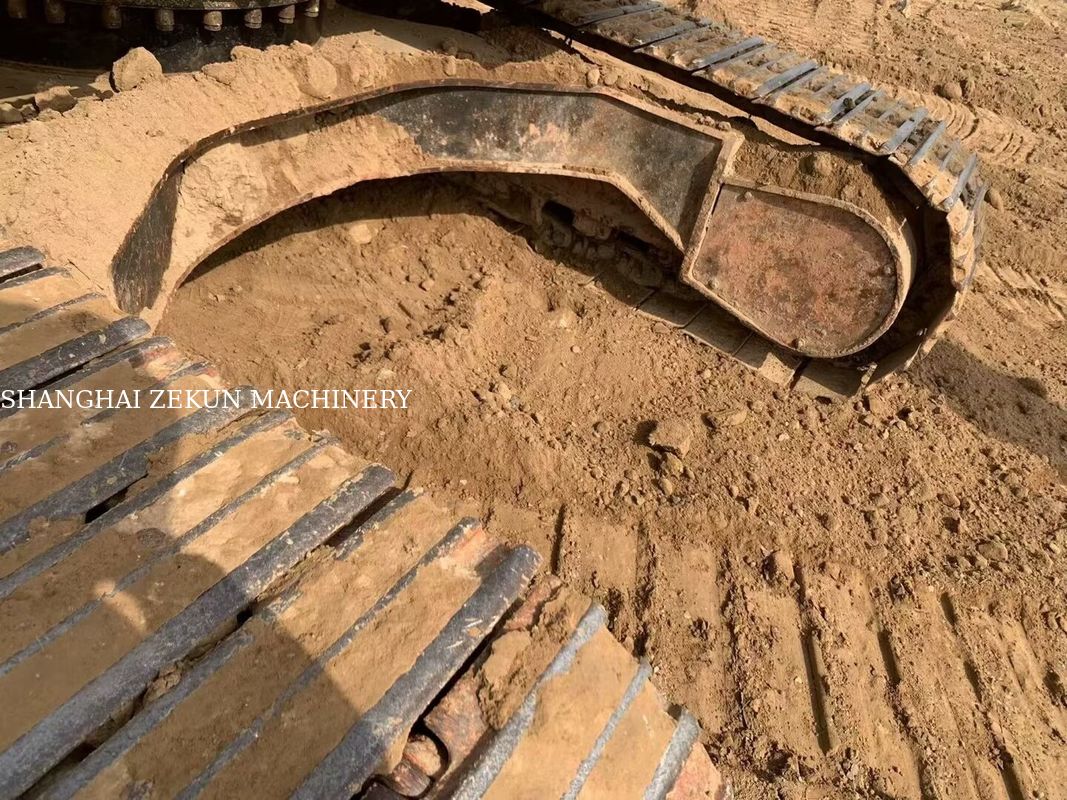 Versatile 2020 Cat 323D2 Excavator 23 Ton 4877 Hours For Various Applications