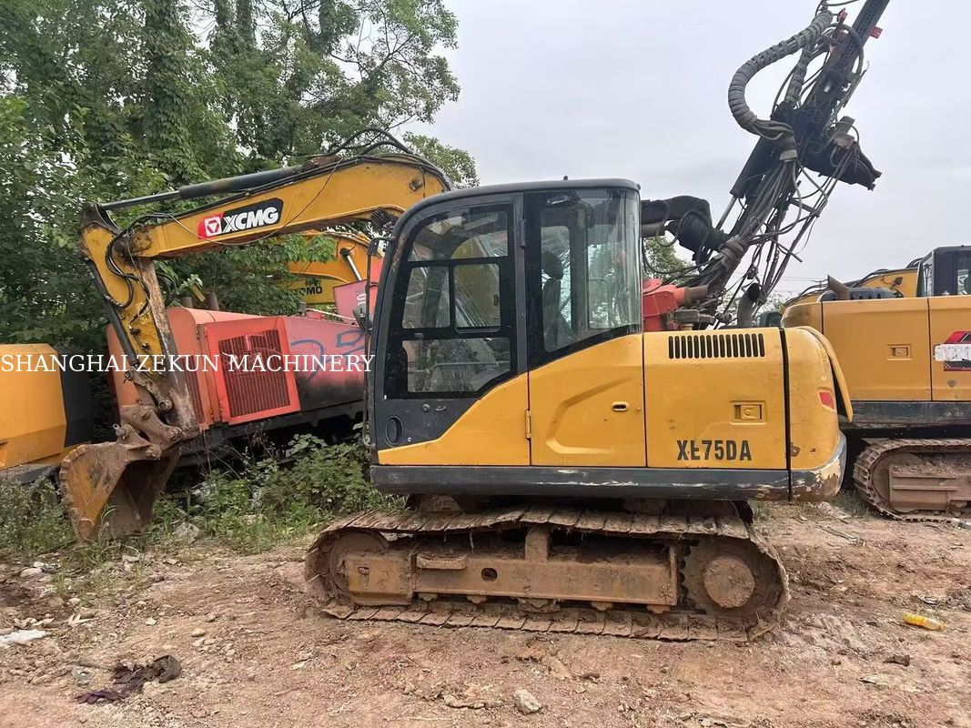2021 XCMG XE75DA Hydraulic Crawler Excavator 7.5 Ton Class With Breaker And Grapple Attachments