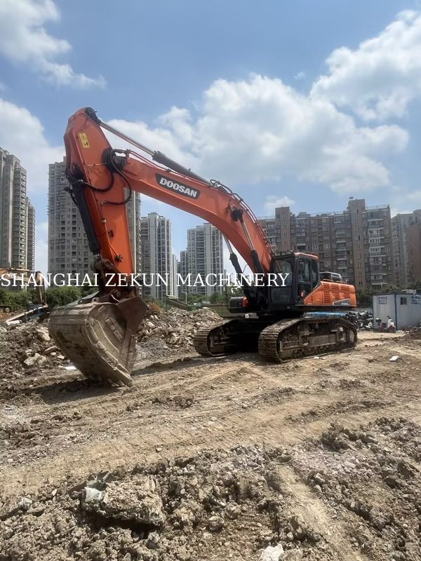 Used Doosan DX500LC-9C Excavator 800 Rpm Horsepower And Maximum Digging Height 11
