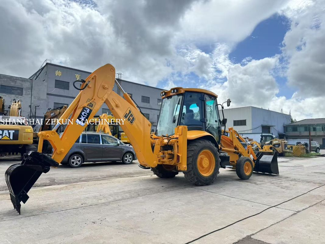 2001 JCB 3CX Backhoe Loader Excavator With 95 L/min Hydraulic System Flow