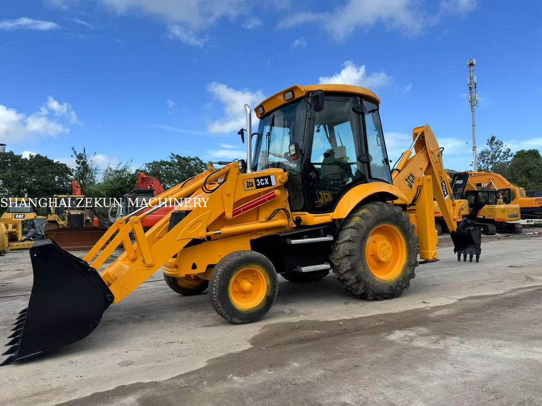 2001 JCB 3CX Backhoe Loader Excavator With 95 L/min Hydraulic System Flow