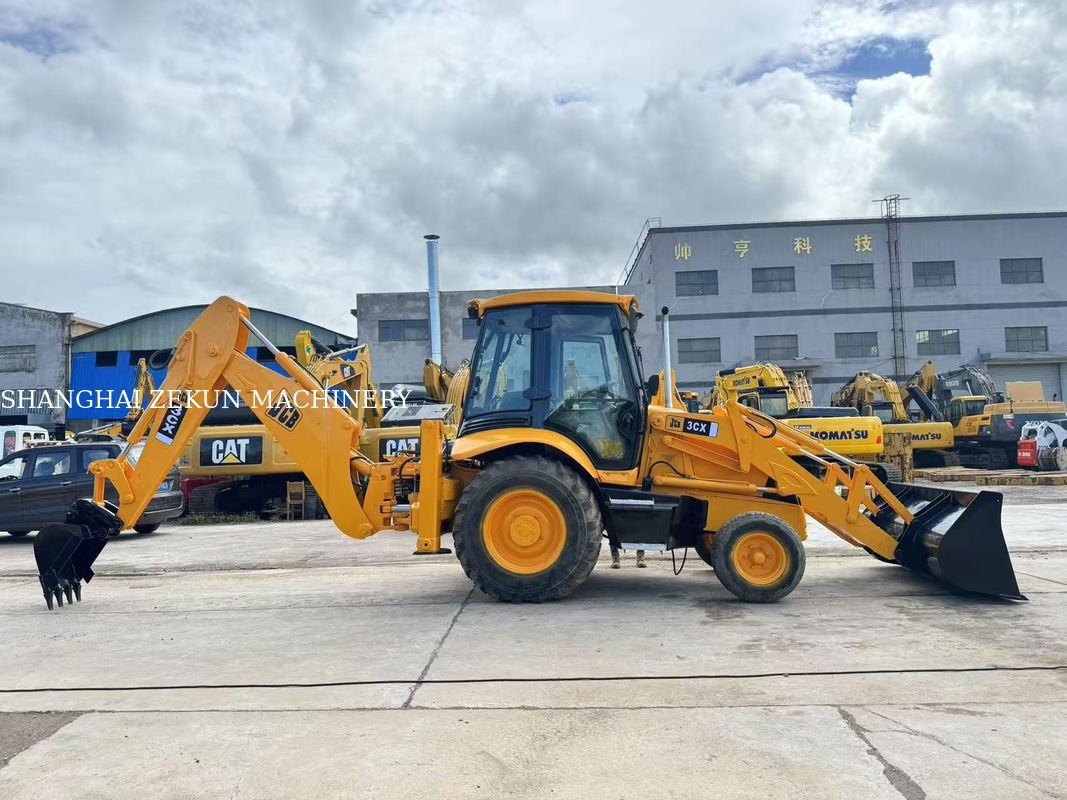 2001 JCB 3CX Backhoe Loader Excavator With 95 L/min Hydraulic System Flow