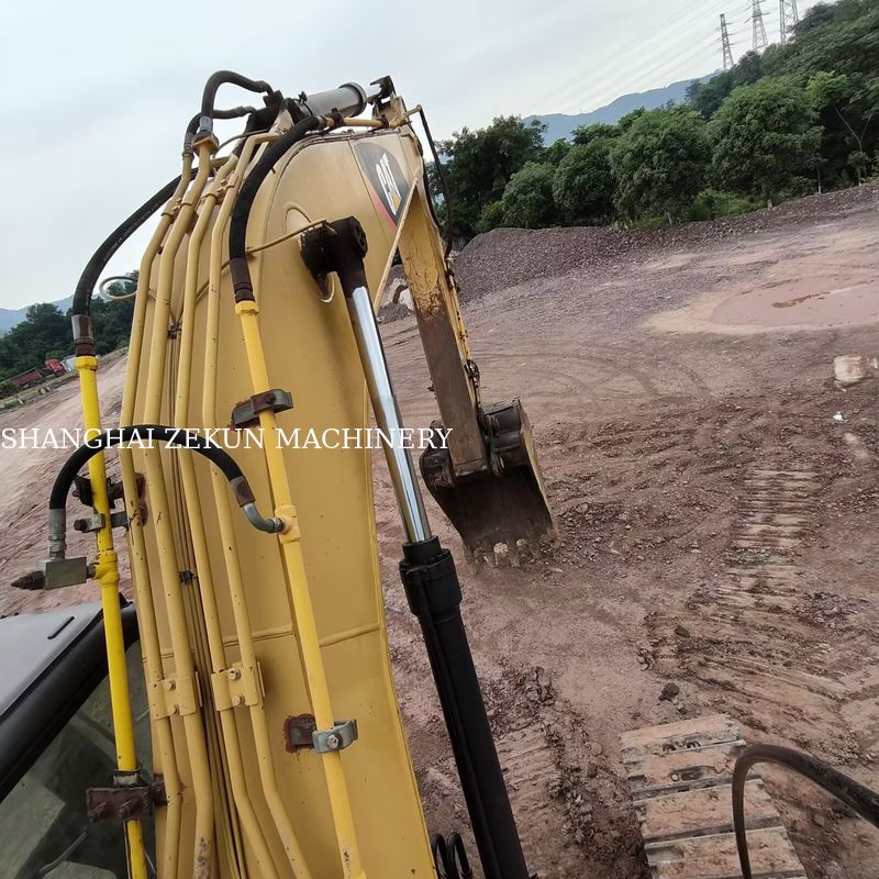 2016 CAT 320D Excavator 20 Ton Class With CAT C6.4 ACERT Engine Maximum Digging Depth 680 Mm
