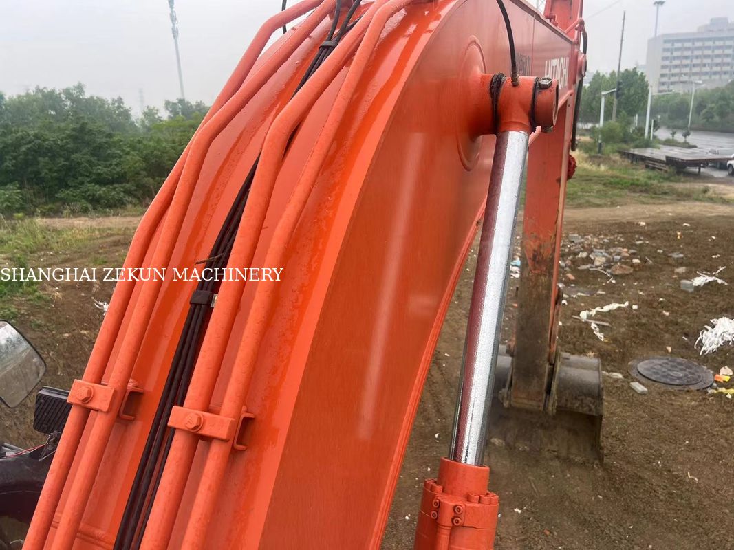 2022 Hitachi ZX200-5A Excavator With Max Digging Height Of 9 And Swing Speed Of 13.3 Rpm 5500hrs