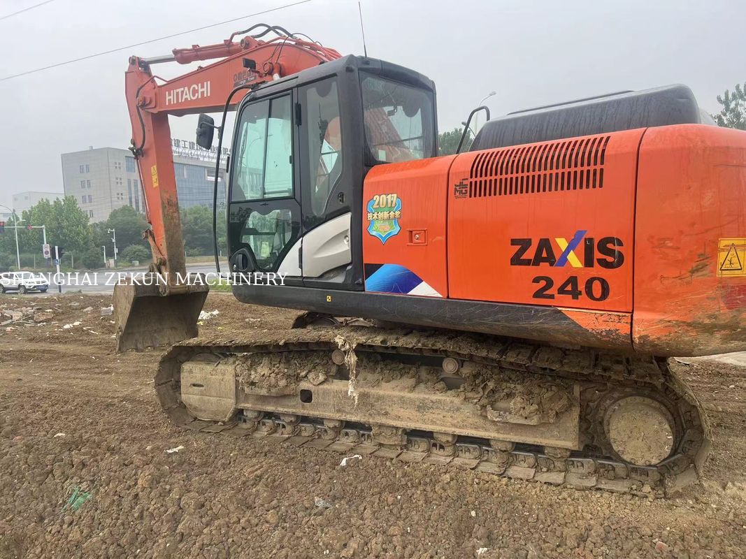 2022 Hitachi ZX200-5A Excavator With Max Digging Height Of 9 And Swing Speed Of 13.3 Rpm 5500hrs