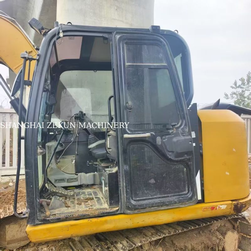 2017 CAT 307E2 Excavator 12544hrs Max Dumping Height 070 Mm Hydraulic Pressure 28 MPa