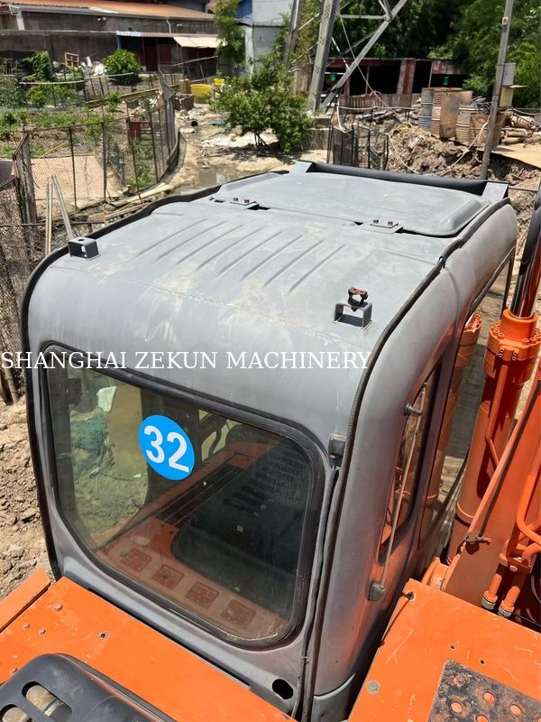 Hitachi ZX120-6 Excavator 14165hrs for Business Needs Fuel Tank Capacity 240 L Hydraulic Pressure 34.3 MPa