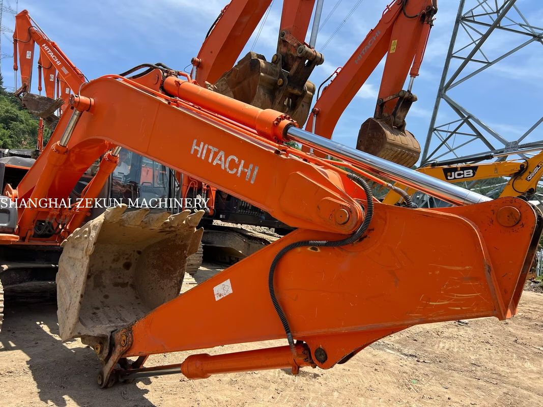 Hitachi ZX120-6 Excavator 14165hrs for Business Needs Fuel Tank Capacity 240 L Hydraulic Pressure 34.3 MPa