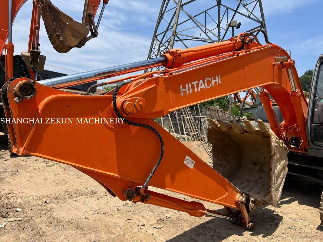 Hitachi ZX120-6 Excavator 14165hrs for Business Needs Fuel Tank Capacity 240 L Hydraulic Pressure 34.3 MPa