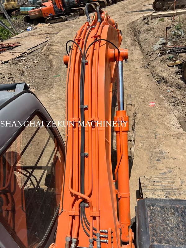 Hitachi ZX120-6 Excavator 14165hrs for Business Needs Fuel Tank Capacity 240 L Hydraulic Pressure 34.3 MPa