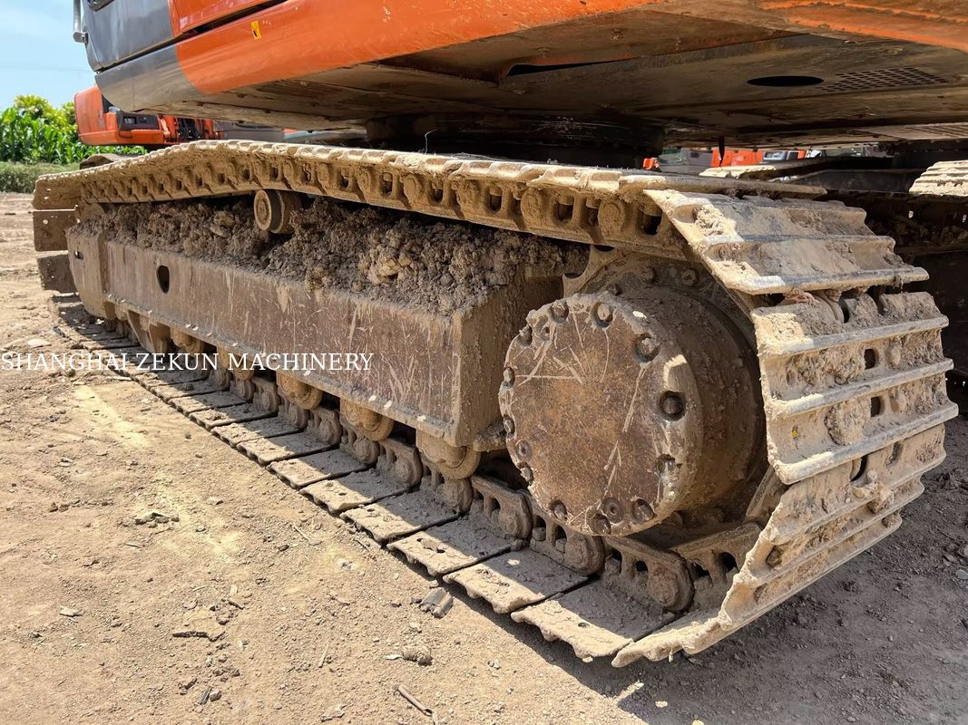 Hitachi ZX120-6 Excavator 14165hrs for Business Needs Fuel Tank Capacity 240 L Hydraulic Pressure 34.3 MPa