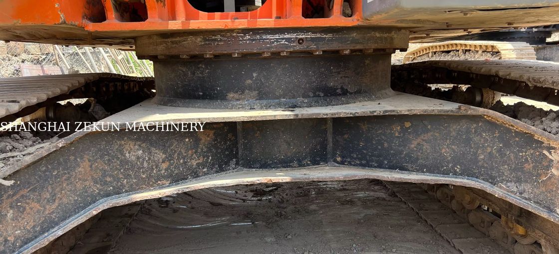Hitachi ZX120-6 Excavator 14165hrs for Business Needs Fuel Tank Capacity 240 L Hydraulic Pressure 34.3 MPa