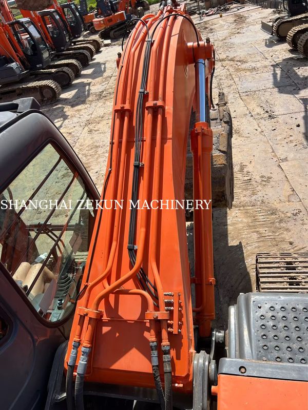 Hitachi ZX200-3G Excavator 12081hrs Travel Speed 3.5 / 5.5 Km/h Cab Features Multifunction Display