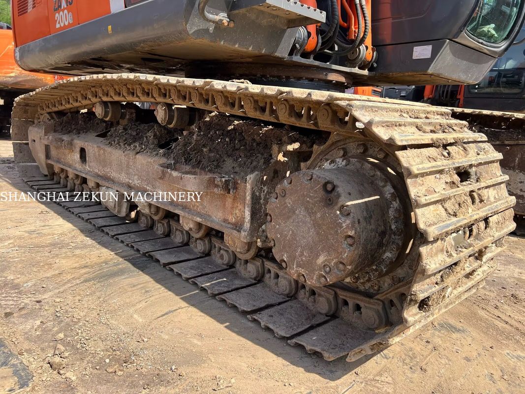 Hitachi ZX200-3G Excavator 12081hrs Travel Speed 3.5 / 5.5 Km/h Cab Features Multifunction Display