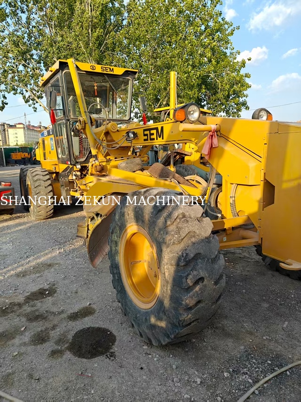 Crawler Excavator CAT Excavator Excellent Condition Robust Structure Designed for Excavation and Material Handling Tasks